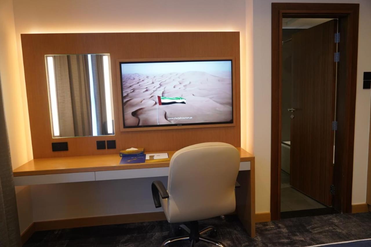 Al Hayat Hotel Şarja Dış mekan fotoğraf